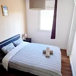 Le Petit Thai 2 Pieces Climatise Centre Avec Balcon Διαμέρισμα