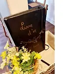 Le Petit Thai 2 Pieces Climatise Centre Avec Balcon *