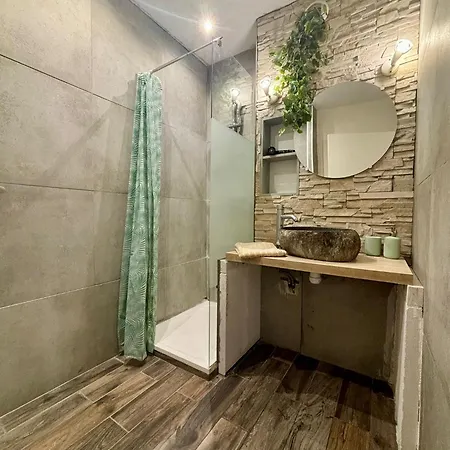 Le Petit Thai 2 Pieces Zen Centre شقة *