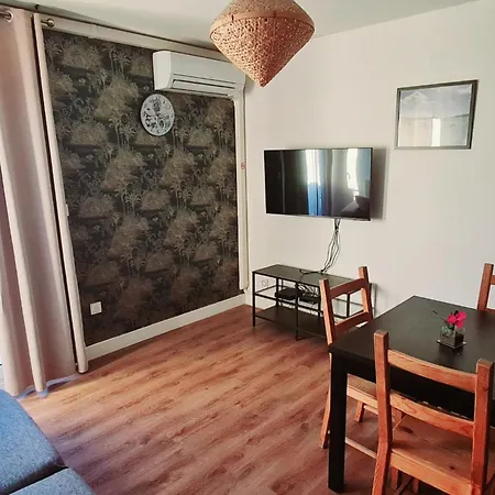 Le Petit Thai 2 Pieces Climatise Centre Avec Balcon *